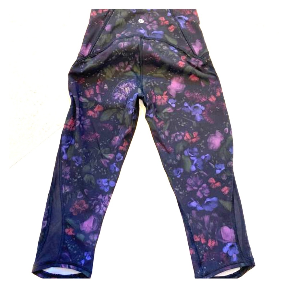 Lululemon Train Times Capri Leggings (17”)-floral